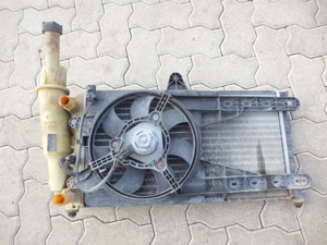  Orig. Fiat Punto 1.2l Motorkühler Kühler Lüfter Motor B566 Valeo