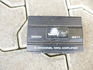  Mc Fun B211 2- Kanal Mini Endstufe Verstärker 300 Watt