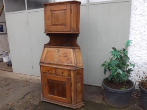 Aufsatzeckschrank Eiche intarsiert, um 1800. Restaurierungsobjekt. Bild 3