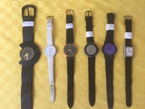 Verschiedene Damen Armbanduhren