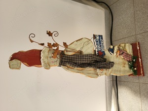 Weihnachtsmann als Schneemann, Standfigur aus Holz
