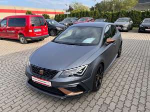 SEAT Leon Cupra R
