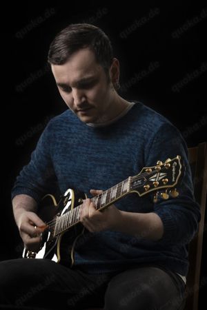 Gitarrenunterricht in Nürnberg oder online