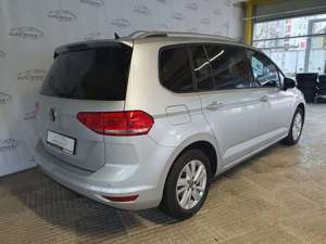 Volkswagen Touran 2.0 TDI DSG Comfortline 7 Sitzer LED Navi Bild 5