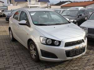 Chevrolet Aveo LT Limosine 4 Türig Klima