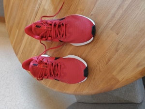 sportschuhe Bild 2