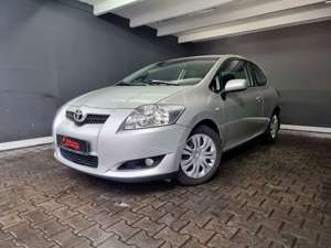 Toyota Auris 1.4 VVT-i Sol 3TÜRIG KLIMAAUTOMATIK, PARKTRONIK