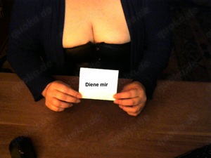 Blackmail Herrin sucht Sklave Bild 2