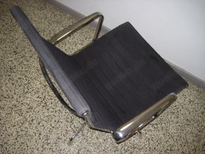 Ray und Charles Eames - Lounge Chair   S - Eur 1095 Bild 5