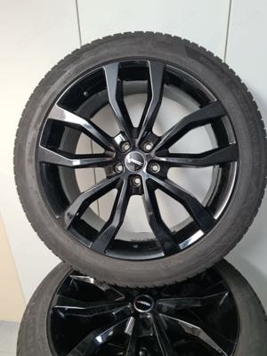 Winterreifen 255 45 R 20 auf Autec Uteca Felgen kompl. schwarz