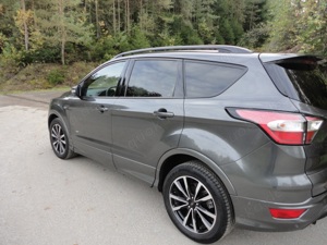 Ford Kuga ST-Line 134KW 4x4 Automatik TOP Bild 2
