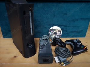 XBOX360 Elite 120GB mit Zubehör und Wireless Controller