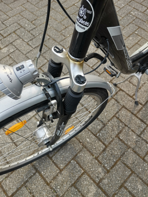 Luxus Damenfahrrad abzugeben! Bild 3
