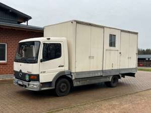 Mercedes-Benz Atego 815/ Sonder KFZ für Turnierpferde Bild 2