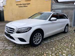 Mercedes-Benz C 180 d T 9G-Tro. LED Navi Kamera MBux AHK
