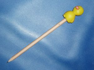 Bleistift- oder Buntstift-Aufsatz Entchen für Schulkinder für 0,50 EUR Bild 2