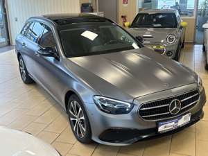 Mercedes-Benz E 300 deAvantgarde*R.Cam*Burmester*SHZ*Navi*Pano