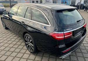 Mercedes-Benz E 300 de 4Matic 1-Hd.|ILS|Distr.|AHK|DAB Bild 4