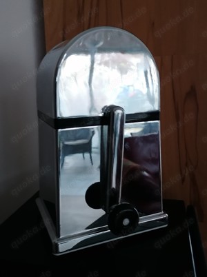 Professional Ice Crusher, Eiswürfelzerkleinerer, neuwertig