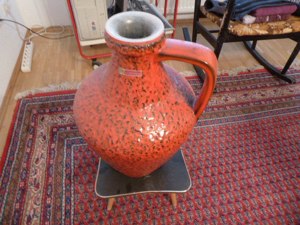 Keramikblumenvase Bay Contura rot schwarz