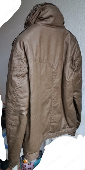 REVIEW Jacke mit Fell Bild 2