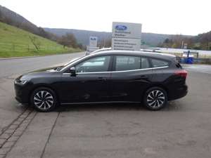 Ford Focus Titanium LED Navi Kamera ACC Bild 3