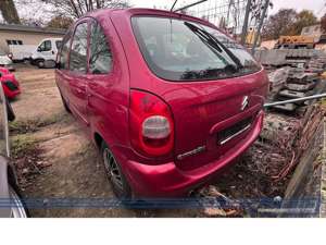 Citroen Xsara Picasso 1.8 16V SX*Klimaautomatik*ESP*Exp* Bild 2