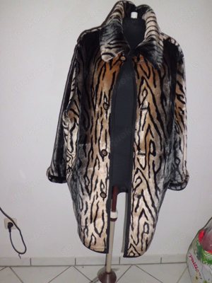 Mantel warm, beidseitig tragbar, Gr. 46, neuwertig, im ozelot-Design und  oder schwarz tragbar