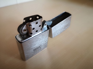 Original ZIPPO Sturmfeuerzeug mit Aufdruck WMC Bild 2