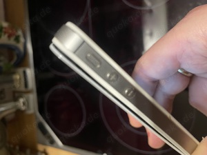 IPhone 4 Weiss ohne weiteres Zubehör  Bild 3