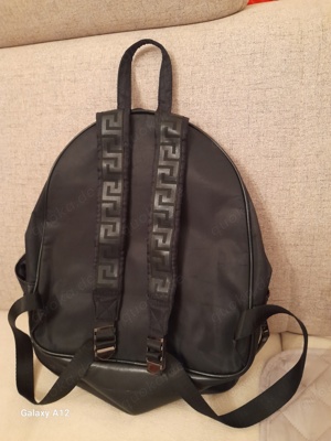 Damen Rücksak Versace ,keine Orginal  ,schwarz Farbe 