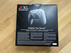 Sony PlayStation 5 DualSense 30th Anniversary Limited Edition Controller Bild 2