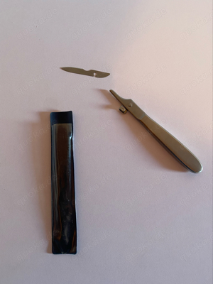 Präzisionsmesser mit auswechselbarer Klinge