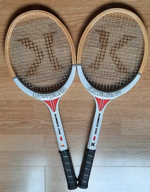 2 Vintage Tennisschläger aus Holz 