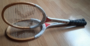 2 Vintage Tennisschläger aus Holz  Bild 2