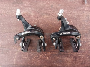 Rennrad Felgenbremsen BTWIN VR HR mit Tektro Belägen