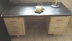 60er mauser arzt metall schreibtisch & stuhl  gerne tausch gegen 60er e guitar amp echo phono +alles