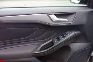Ford Focus Turnier Cool  Co. LED SH beh.Front Bild 5