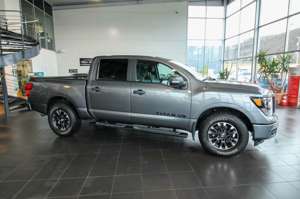 Nissan Titan 5.6L V8 4WD Platinum Midnight/Kamera/SHZ Bild 5