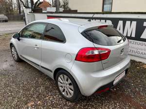 Kia Rio FIFA World Cup Edition Bild 5