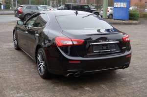 Maserati Ghibli 3.0 V6 *AUTOM. *SCHIEBEDACH *BW *2.HAND Bild 4