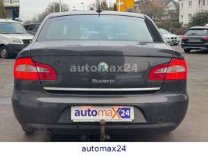 Skoda Superb Elegance,LEDER,NAVI,AUTOMATIK,KEIN TÜV!! Bild 5