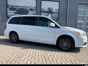 Dodge Grand Caravan 3.6 V6 Leder 7-Sitzer Automatik Unfallfrei CARFAX