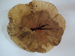 Holzuhr, Wanduhr (Buchenholz 53x48 cm), Unikat, ökologisch behandelt, Weihnachtsgeschenk Sonderpreis