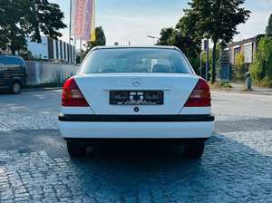 Mercedes-Benz C 180 Classic OLDTIMER Bild 5