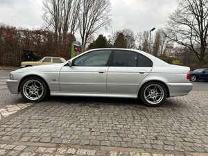 BMW 520 520i NR 80 Bild 2