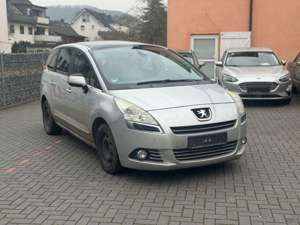 Peugeot 5008 2.0HDI+7SITZE+EURO 5+PANORAMA+ Bild 4