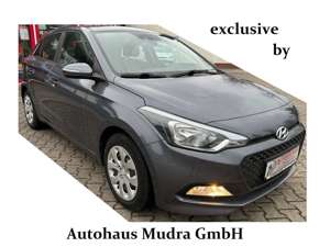 Hyundai i20 blue 1.2 Trend