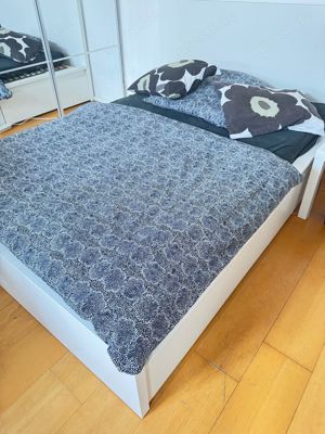 Ikea Bett hot gebraucht zur verkaufen.