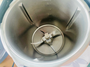 Thermomix TM5 mit Zubehör Bild 3